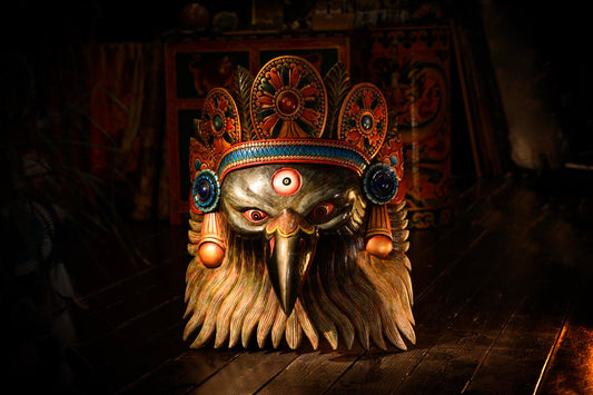 Garuda in legno