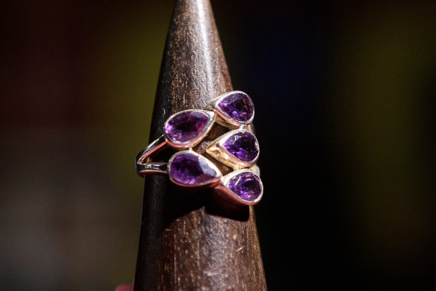 Anello Artigianale in Argento e Ametista