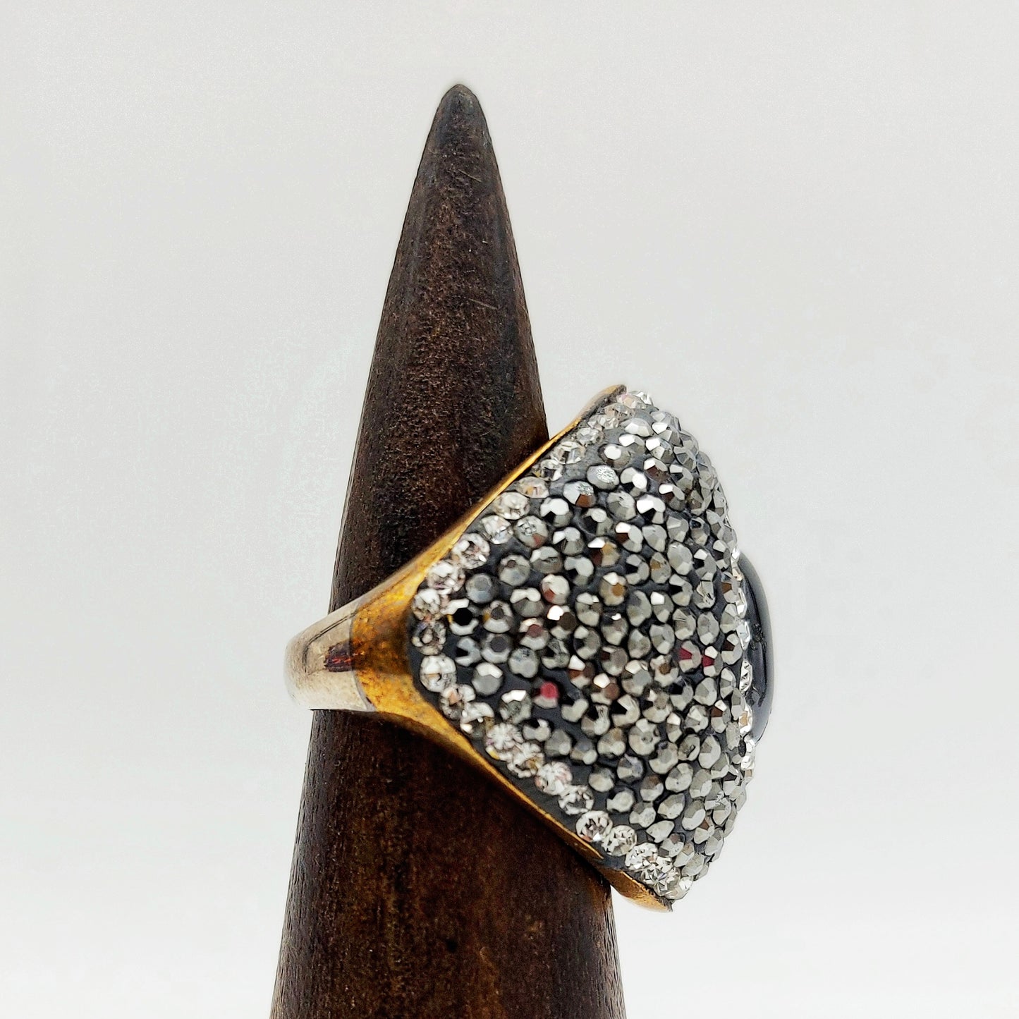 Anello Peridot e Marcasite