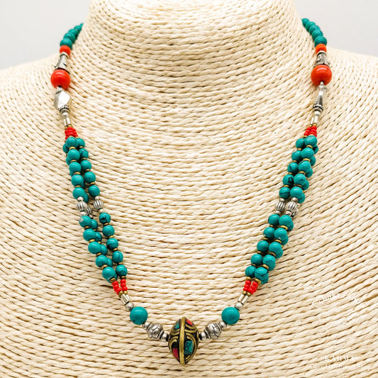 Collana Girocolla con pasta di truchese e corallo