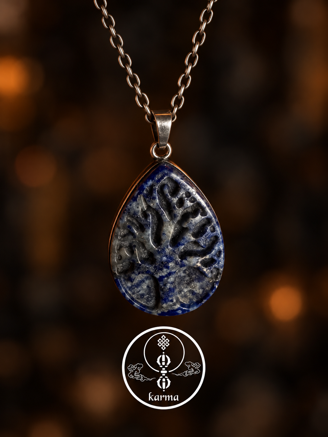 Collana con Lapislazzuli e Albero della Vita

Saggezza, armonia e crescita interiore.