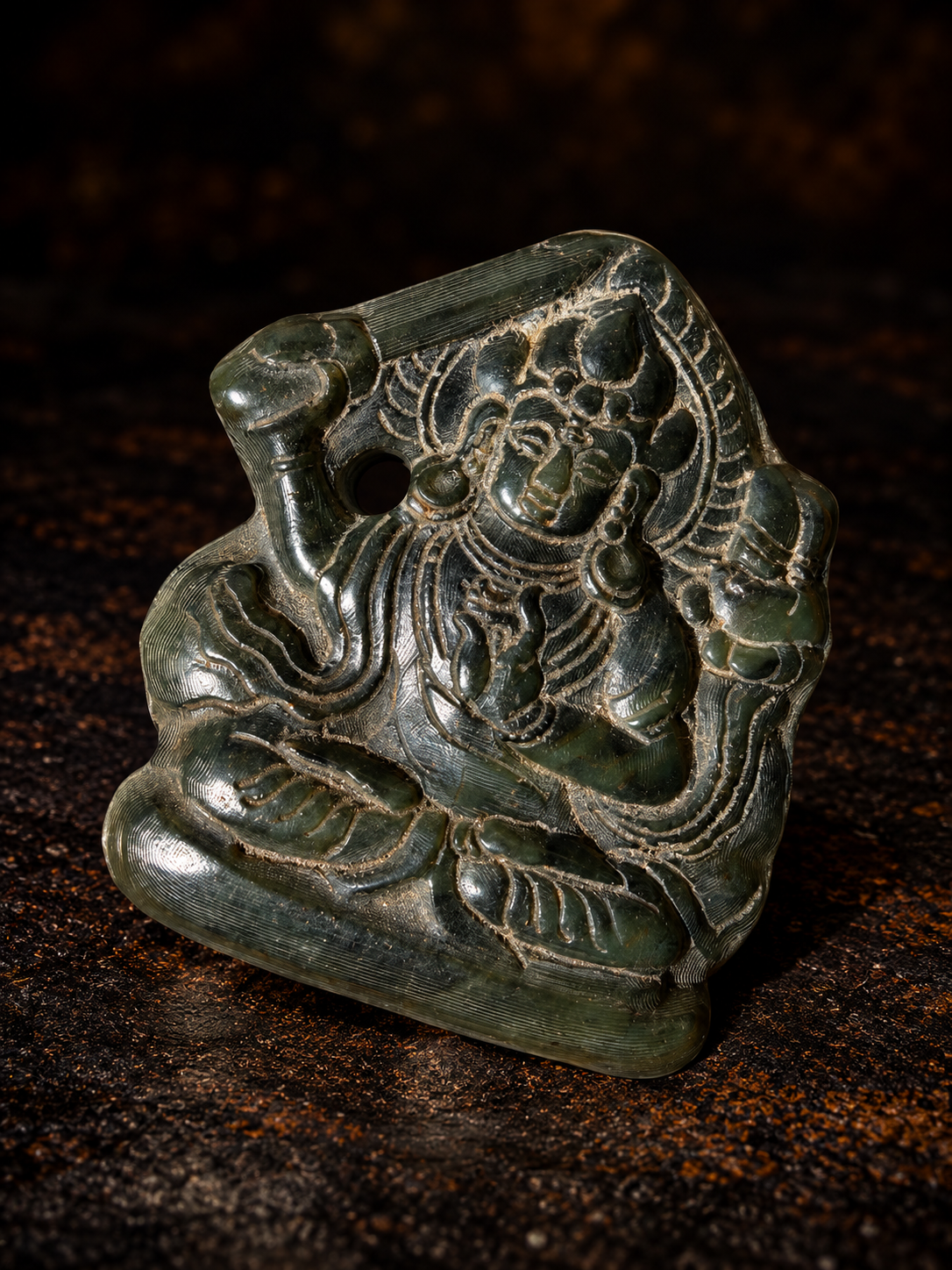 Ciondolo Sacro di Manjushri in Giada Naturale – Intagliato a Mano