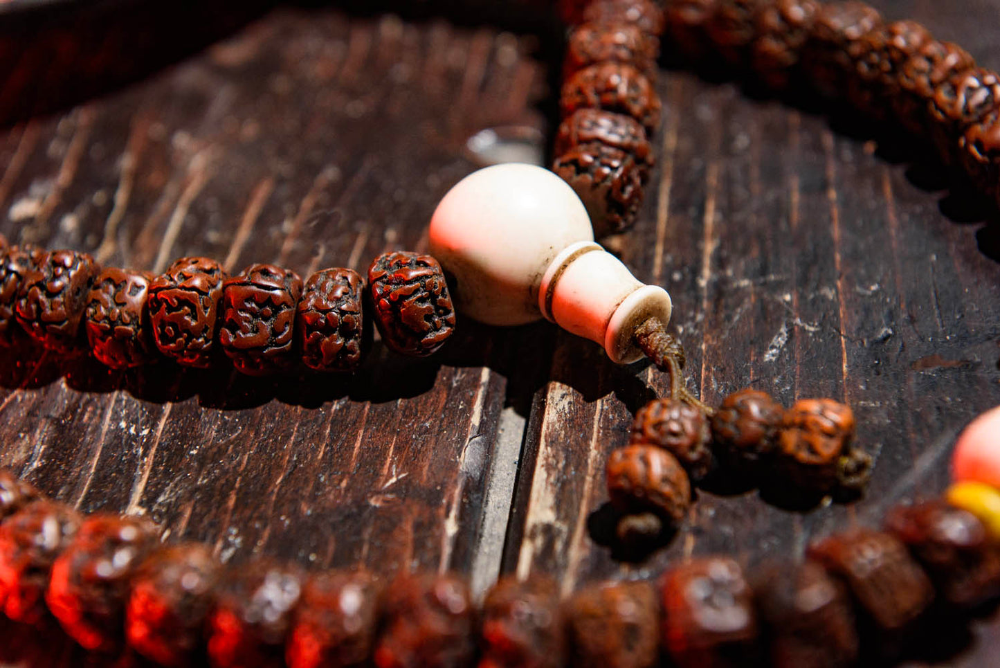 Autentica Mala Rudraksha 108 grani – Gioiello spirituale Himalayano